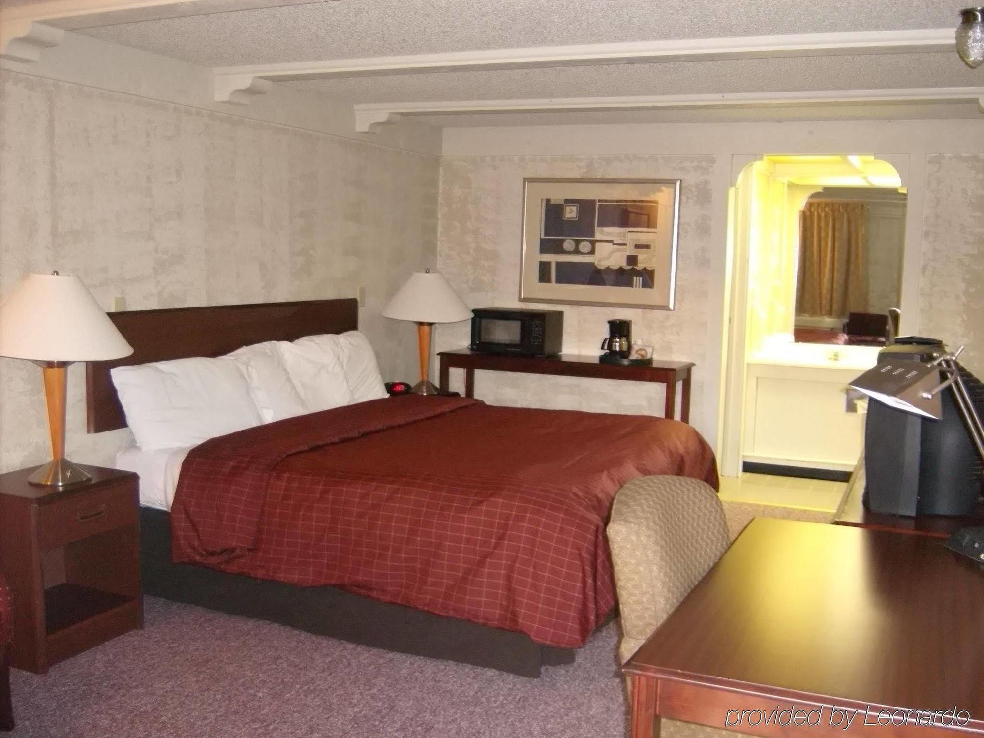 Dover Inn And Suites Pokoj fotografie